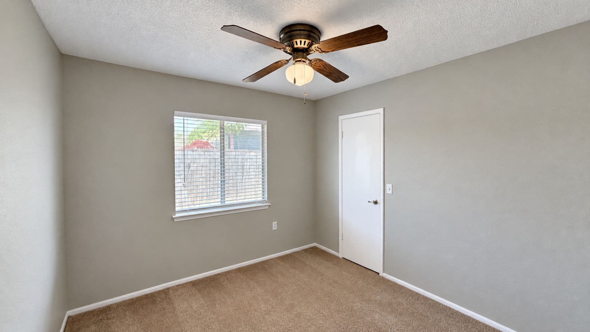 San Antonio House: 3714 Candleknoll Circle