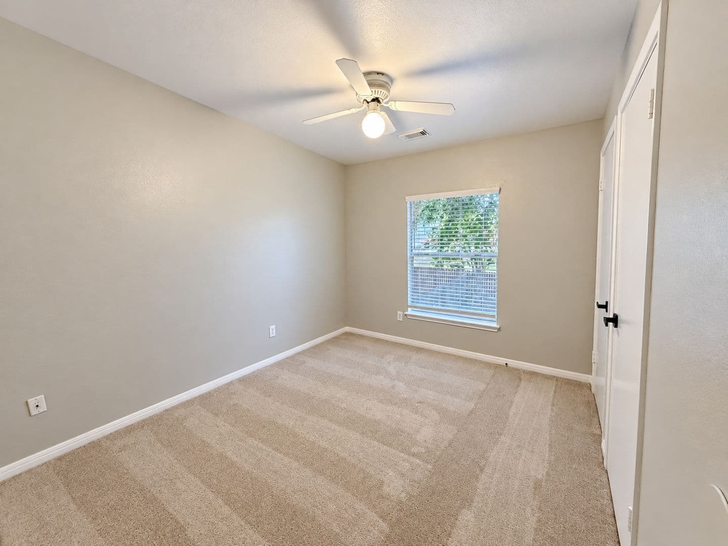 Converse House: 10607 Coyote Hill