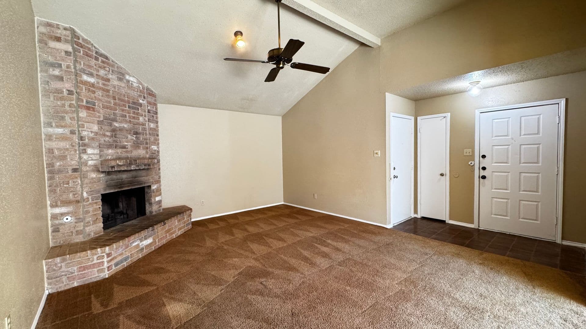 San Antonio House: 11343 Fish Springs