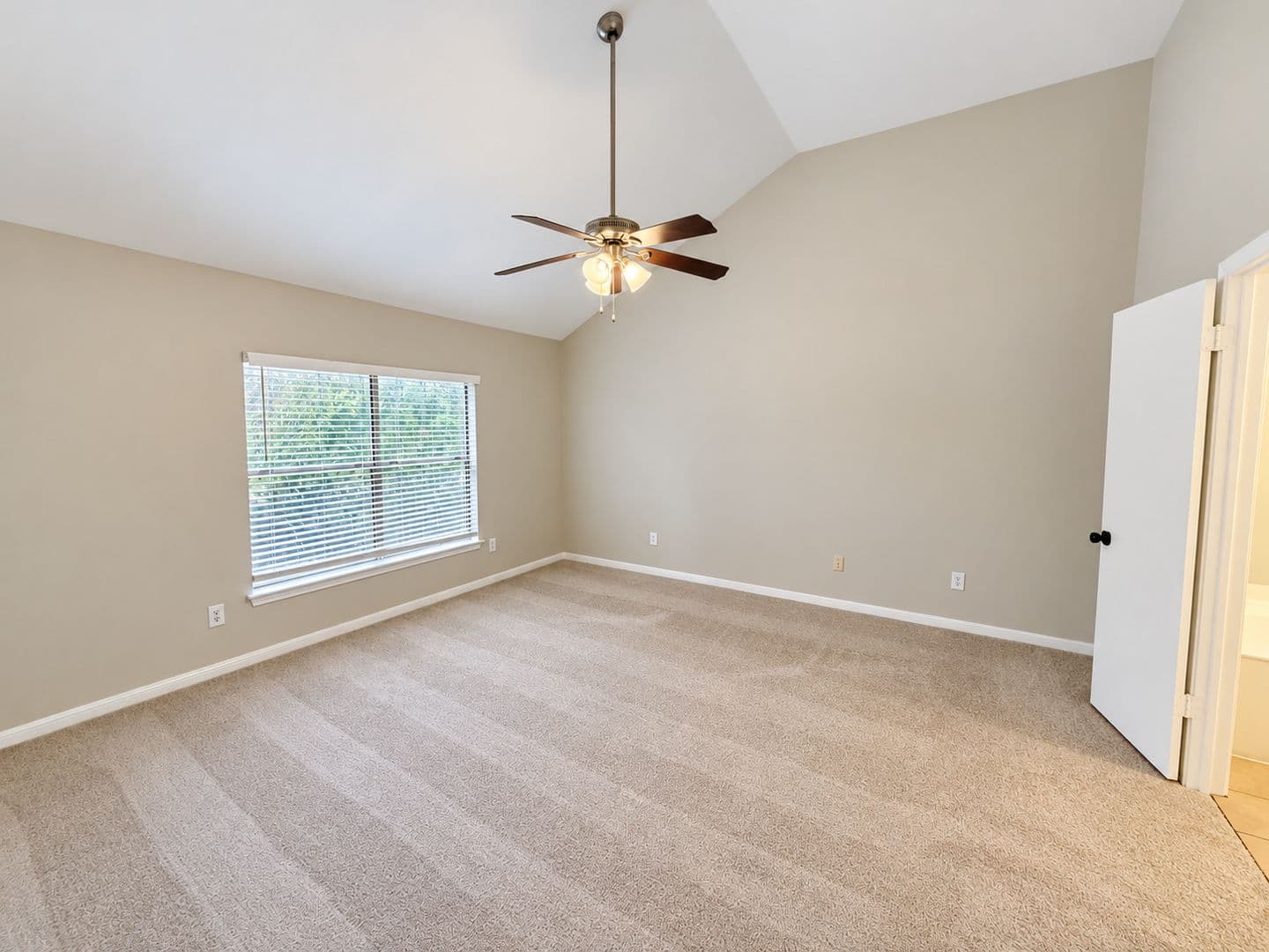 Converse House: 10607 Coyote Hill