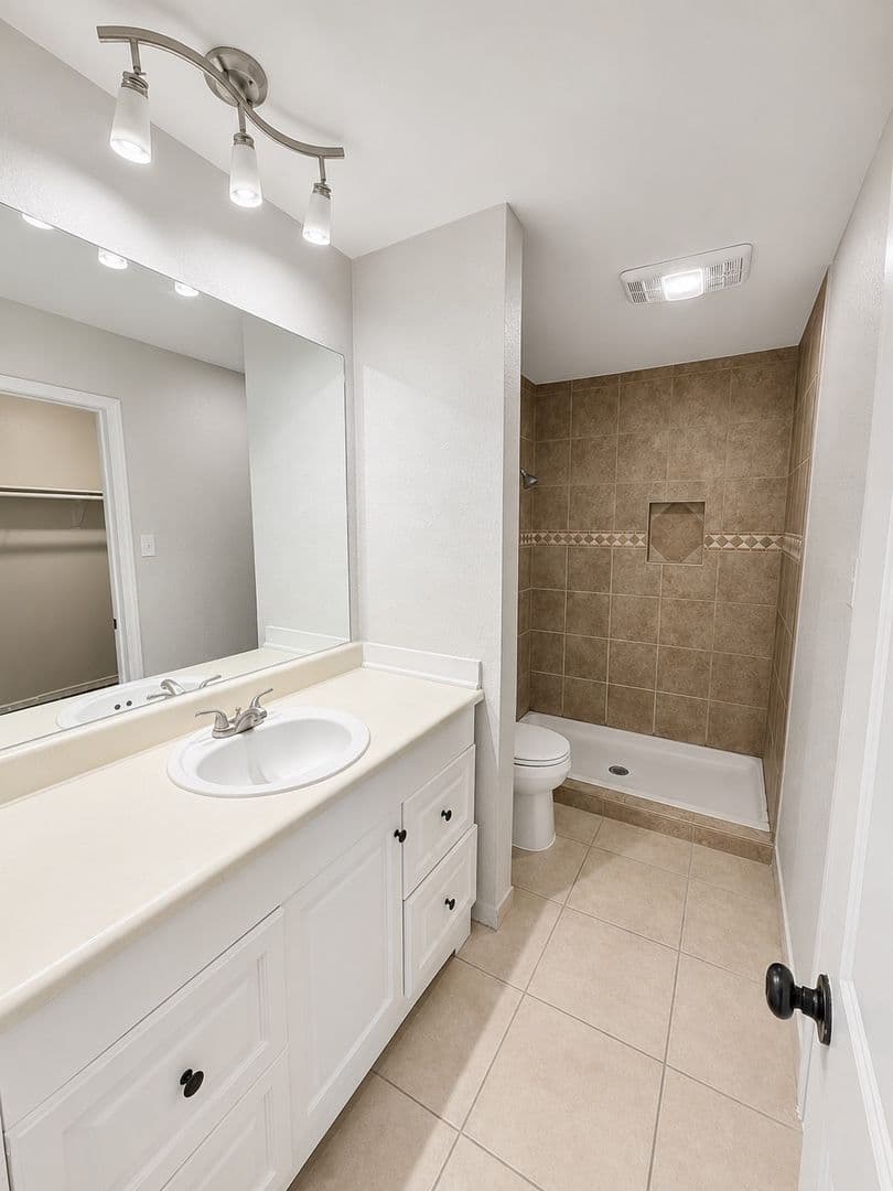 SAN ANTONIO House: 10527 PERRIN BEITEL RD