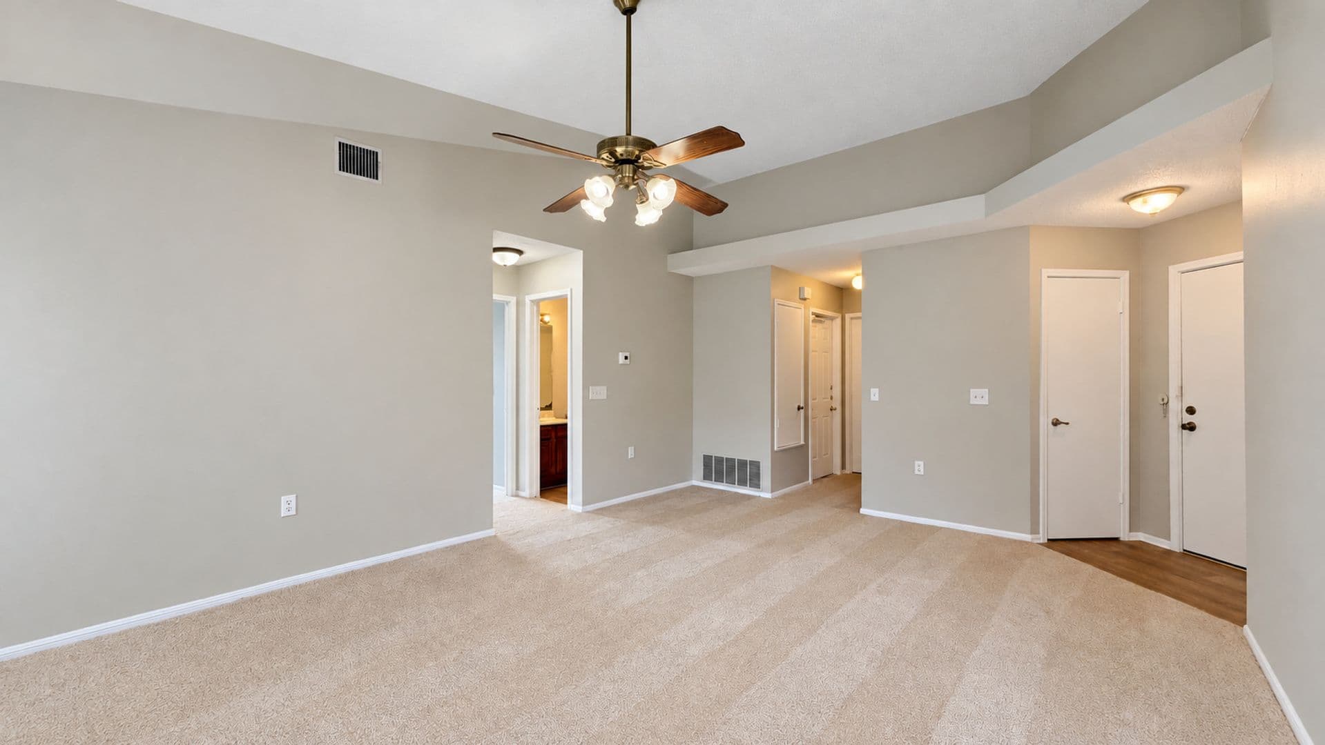 San Antonio House: 3714 Candleknoll Circle