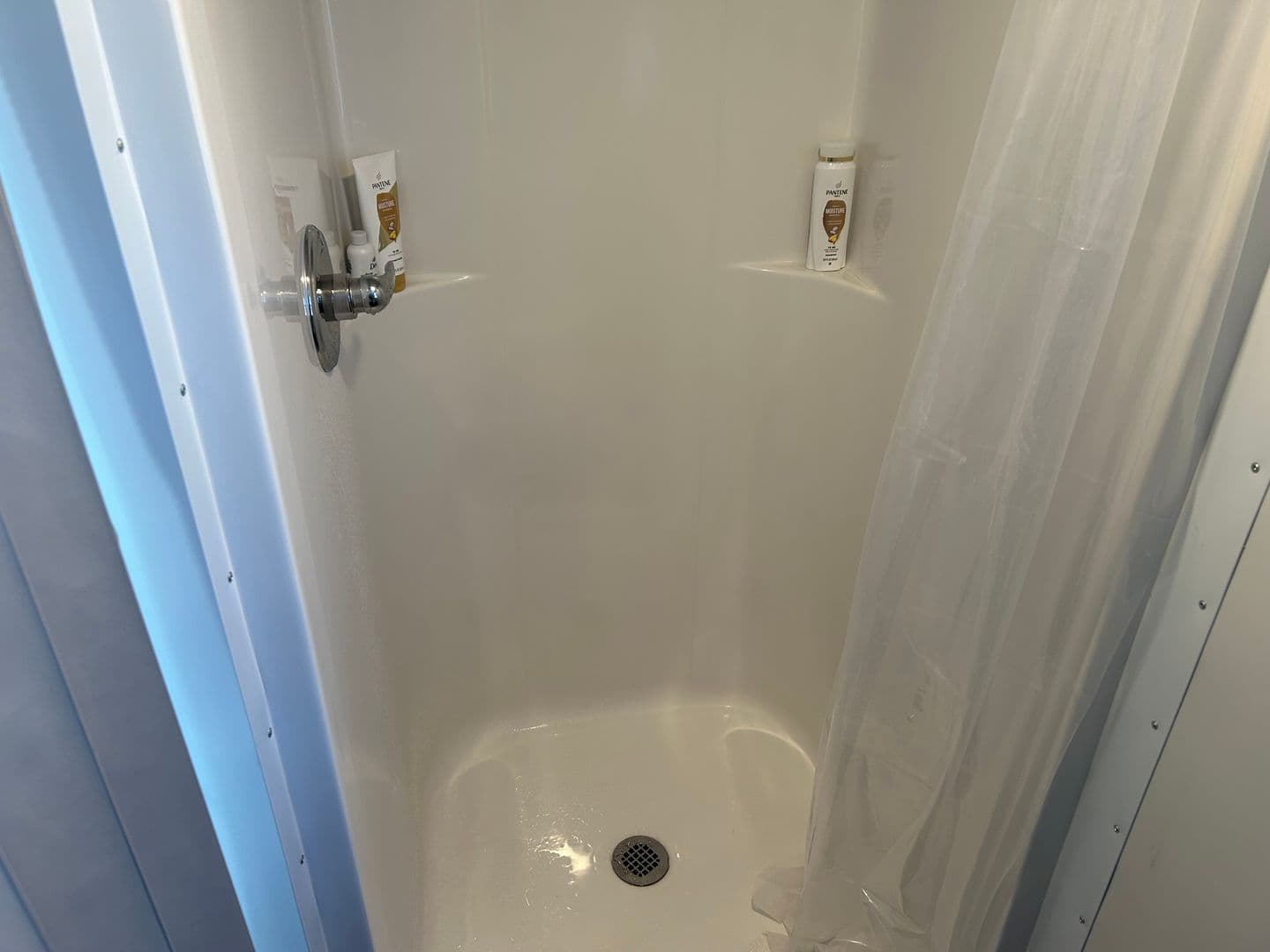 Sherburn Apartment: 301 South Prairie street