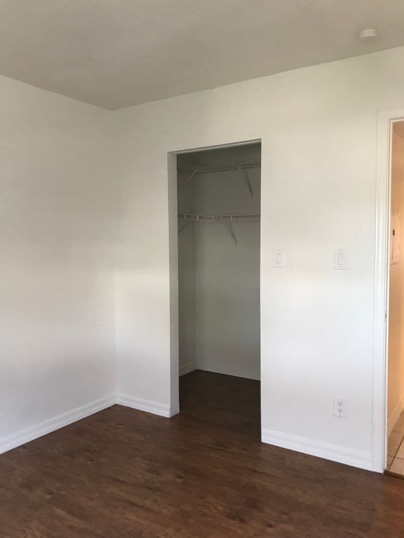 Phoenix Condo: 1808 N 32nd St, #101