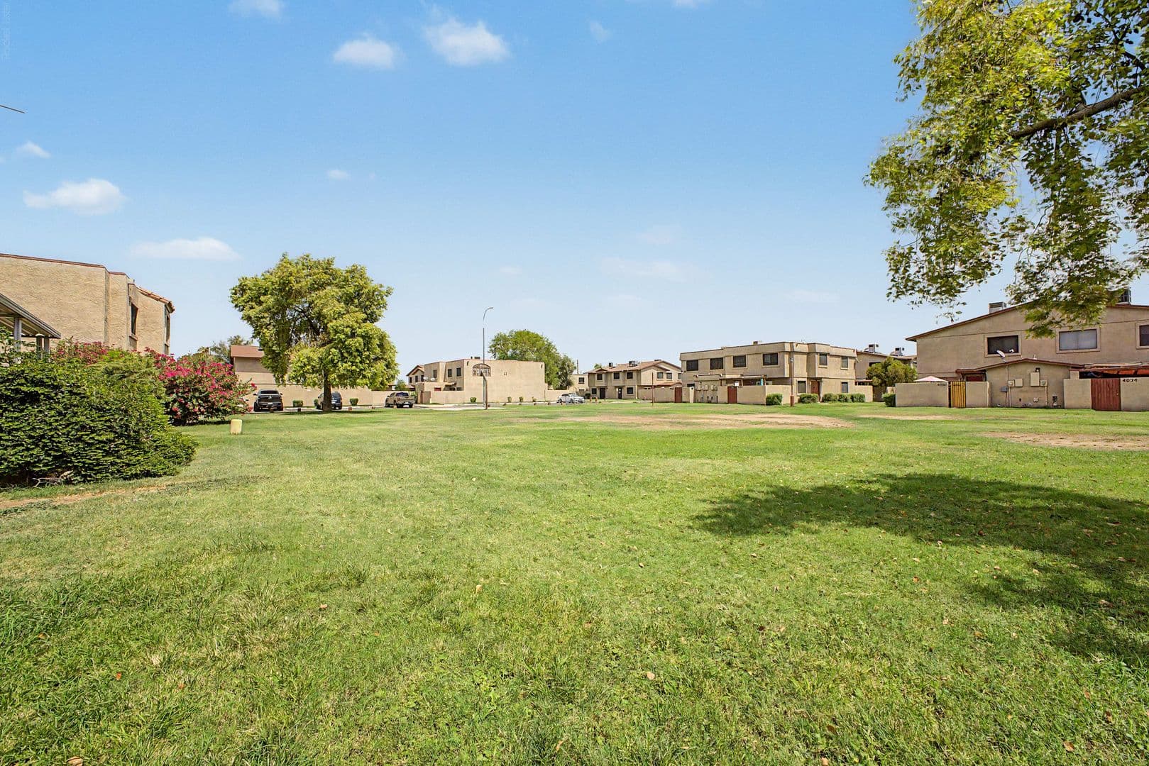 Phoenix Townhome: 4051 West Reade Avenue