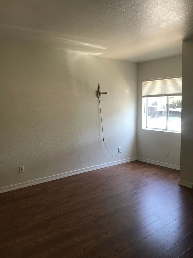 Phoenix Condo: 1808 N 32nd St, #101