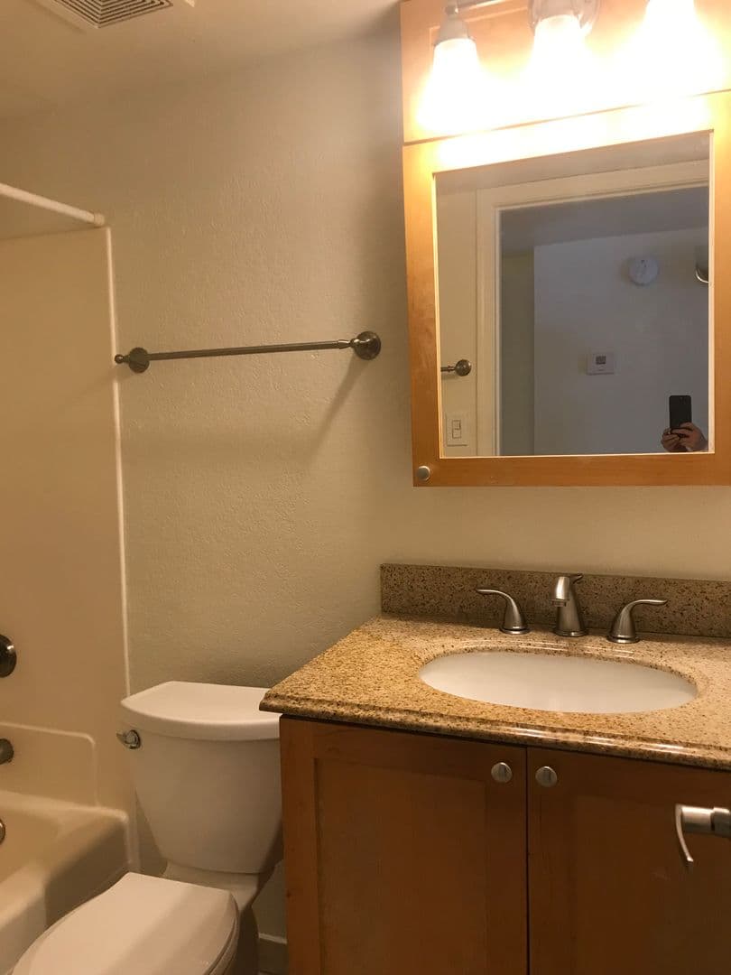 Phoenix Condo: 1808 N 32nd St, #101