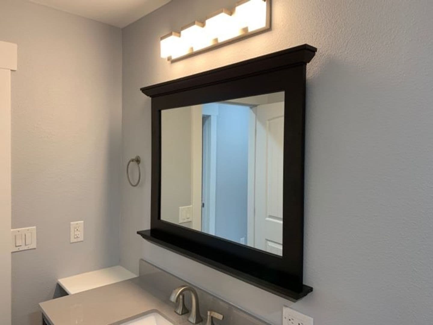 Anchorage Apartment: 923 E 12th Avenue