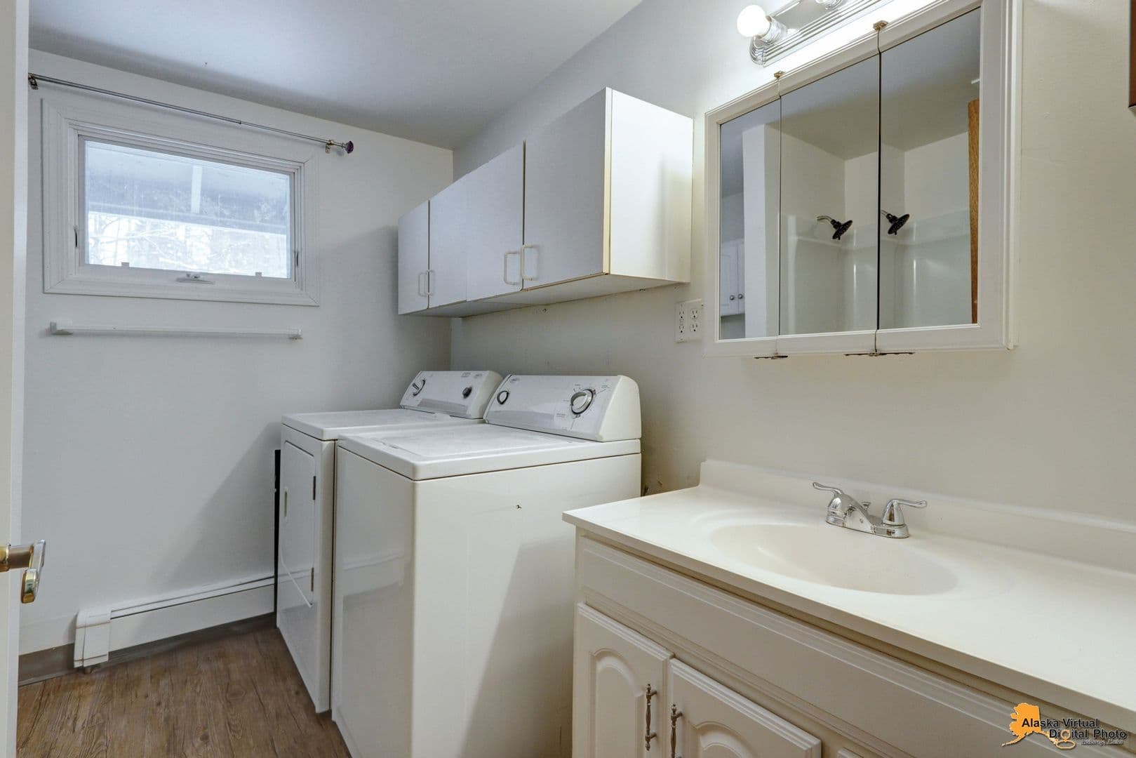 Anchorage Apartment: 3004 Doris Street