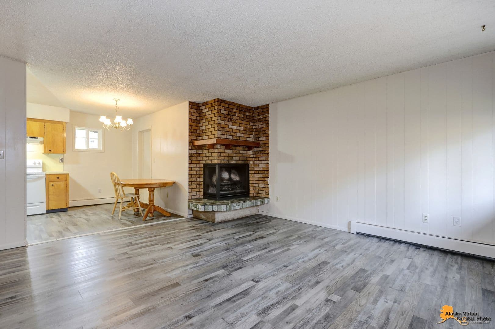 Anchorage Apartment: 4616 E 7th Avenue