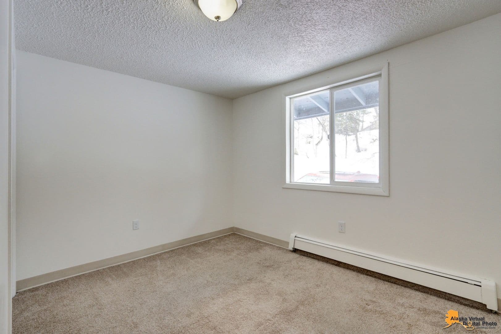 Anchorage Apartment: 3004 Doris Street