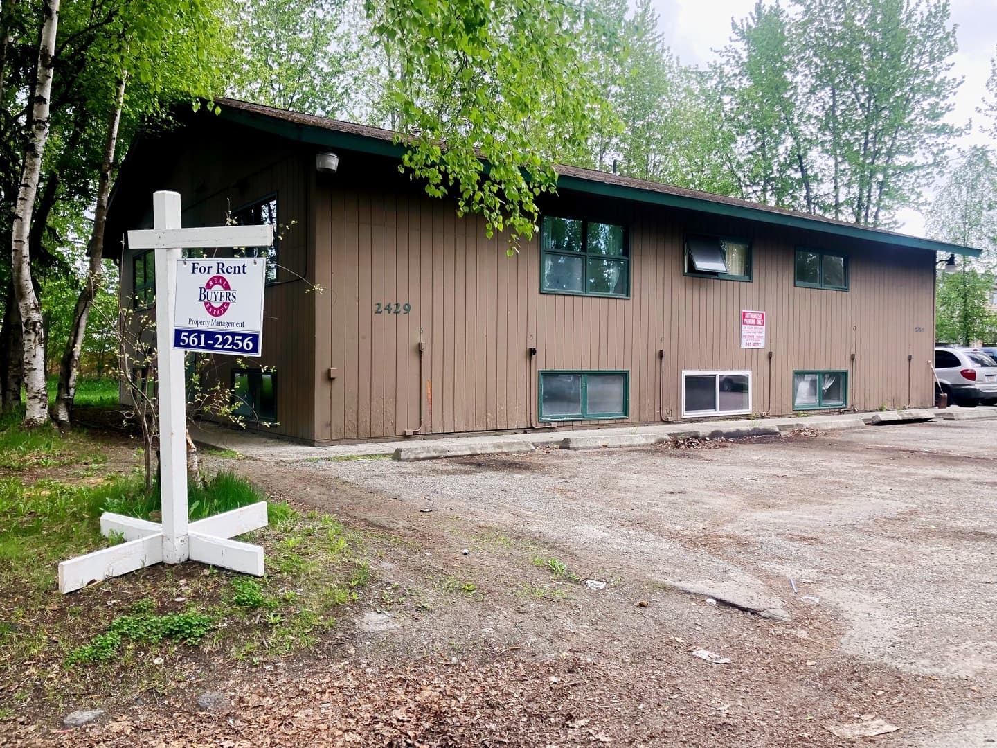 Anchorage Apartment: 2429 Forget-Me-Not Lane