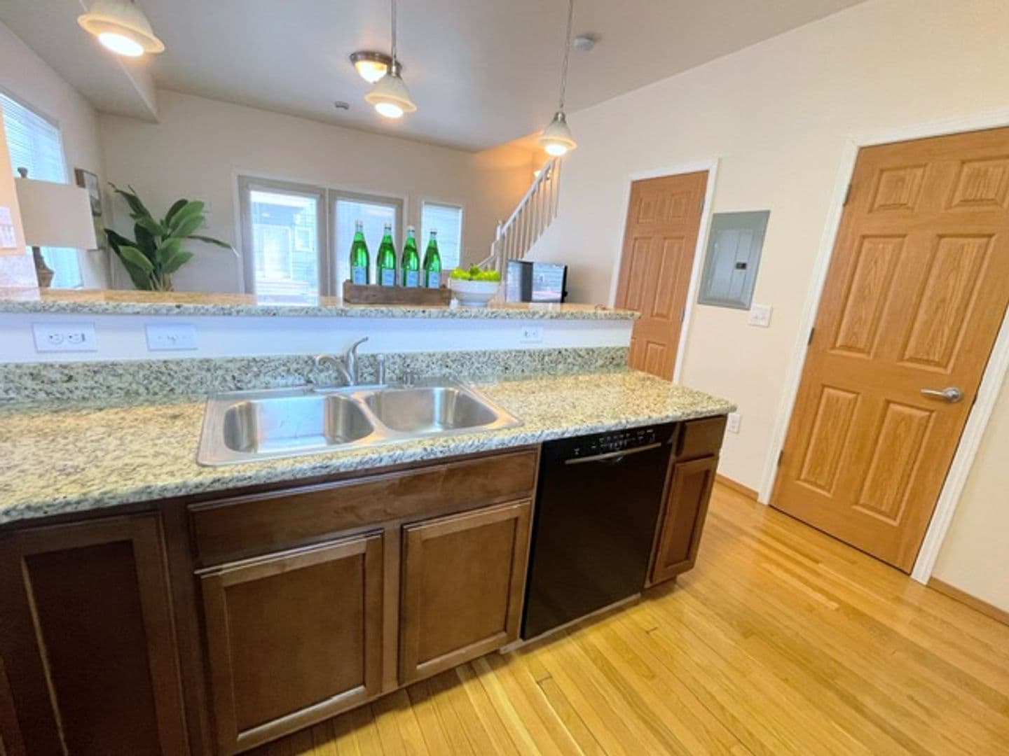 Anchorage Apartment: 221-243 W 13th Ave