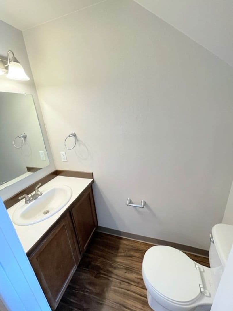 Anchorage Apartment: 221-243 W 13th Ave