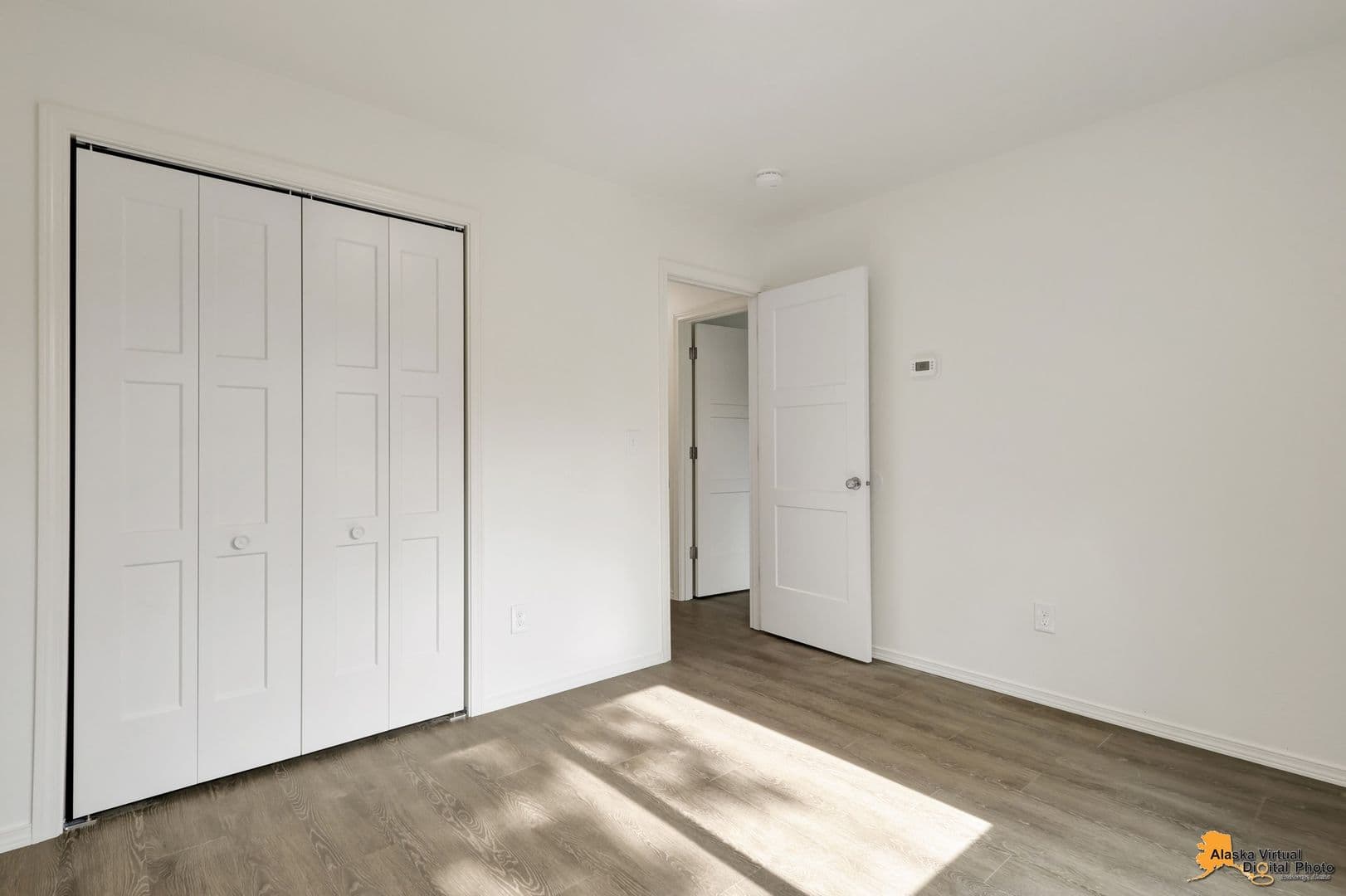 Anchorage House: 13910 Specking Avenue