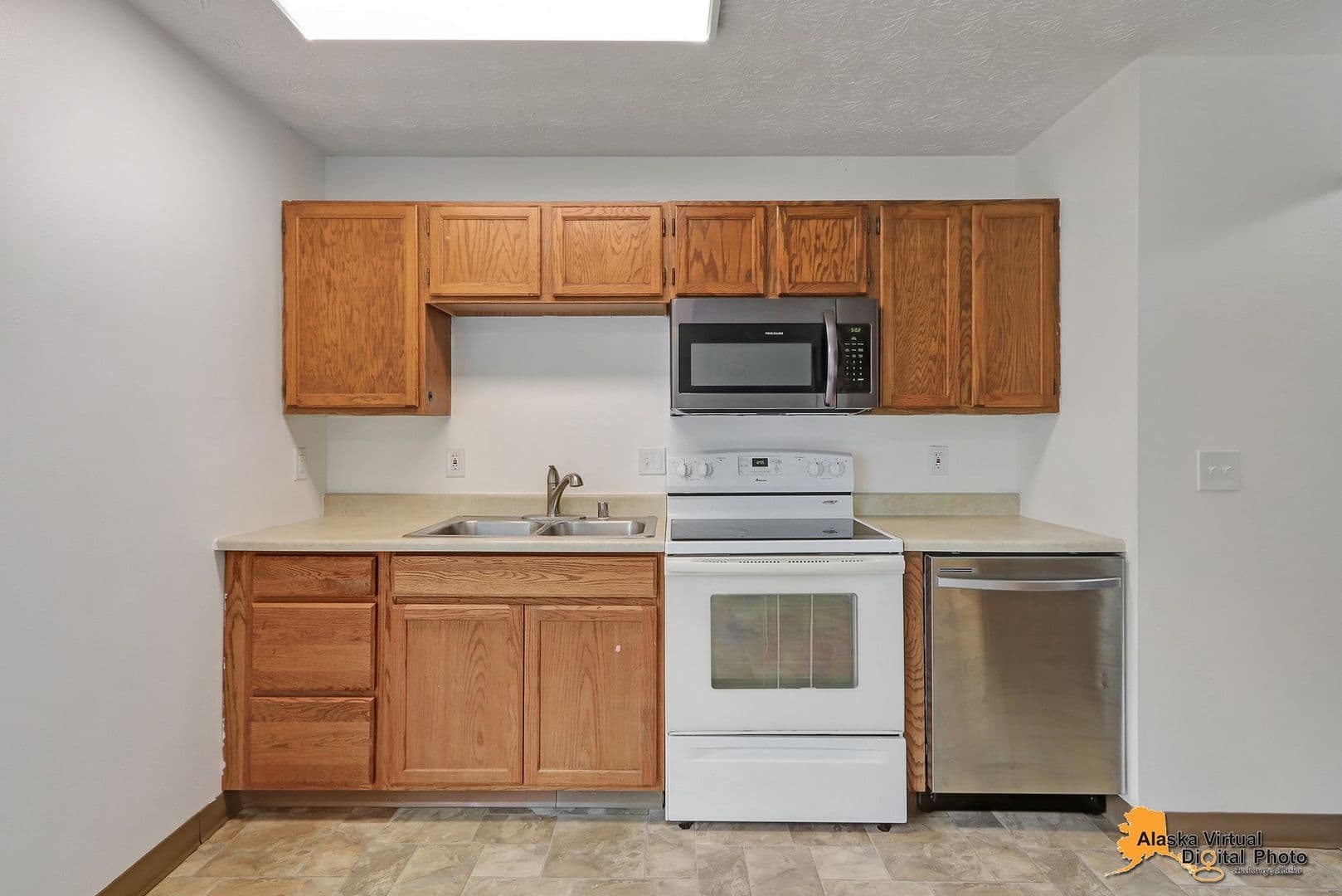 Anchorage Apartment: 1810 E 72nd Avenue