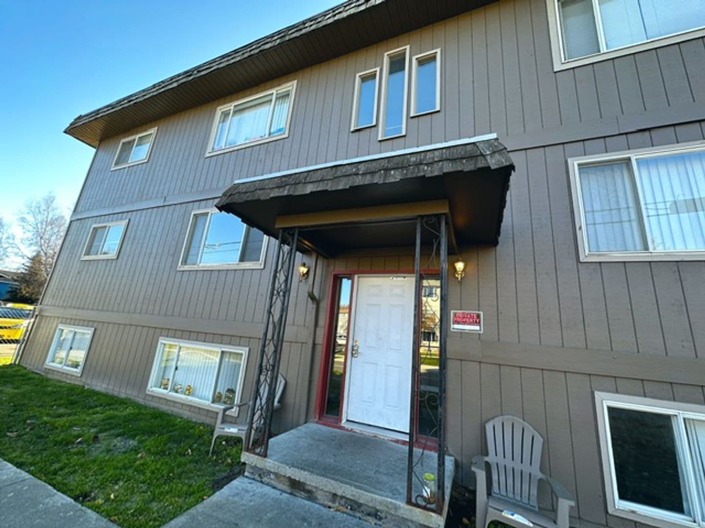 Anchorage Apartment: 8800 Cordell Circle