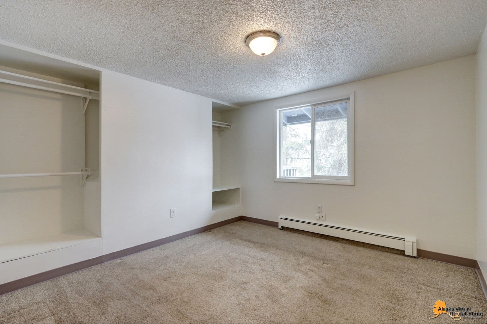 Anchorage Apartment: 3004 Doris Street