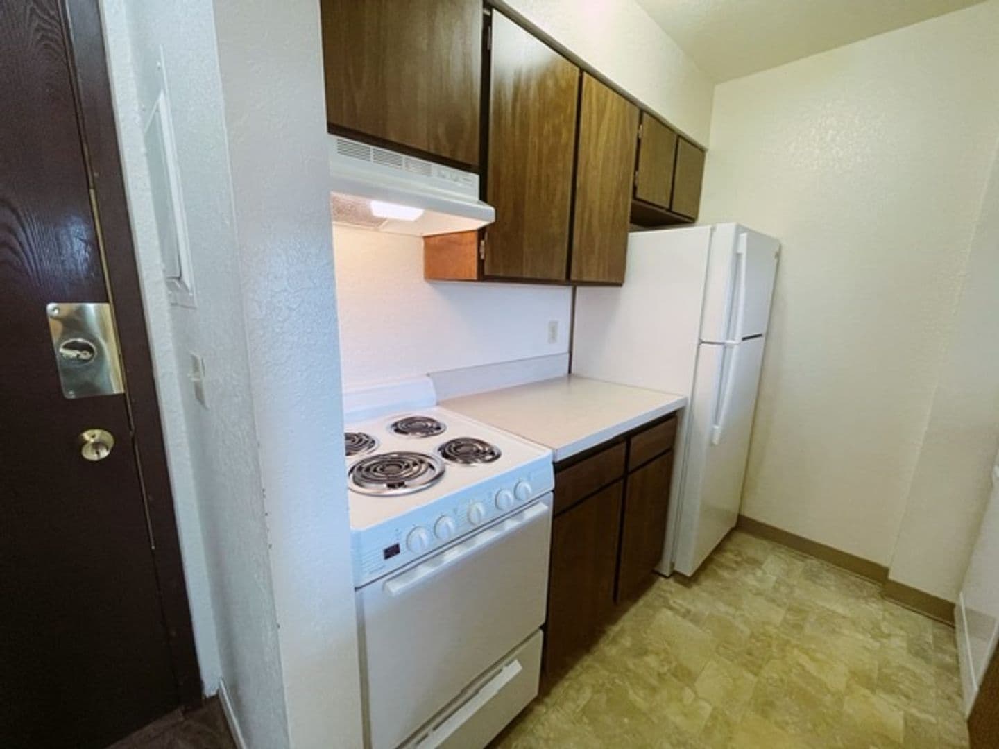 Anchorage Apartment: 926 W 26th Avenue