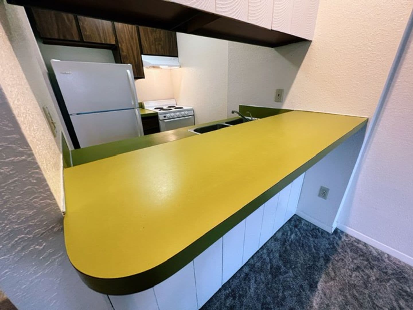 Anchorage Apartment: 926 W 26th Avenue
