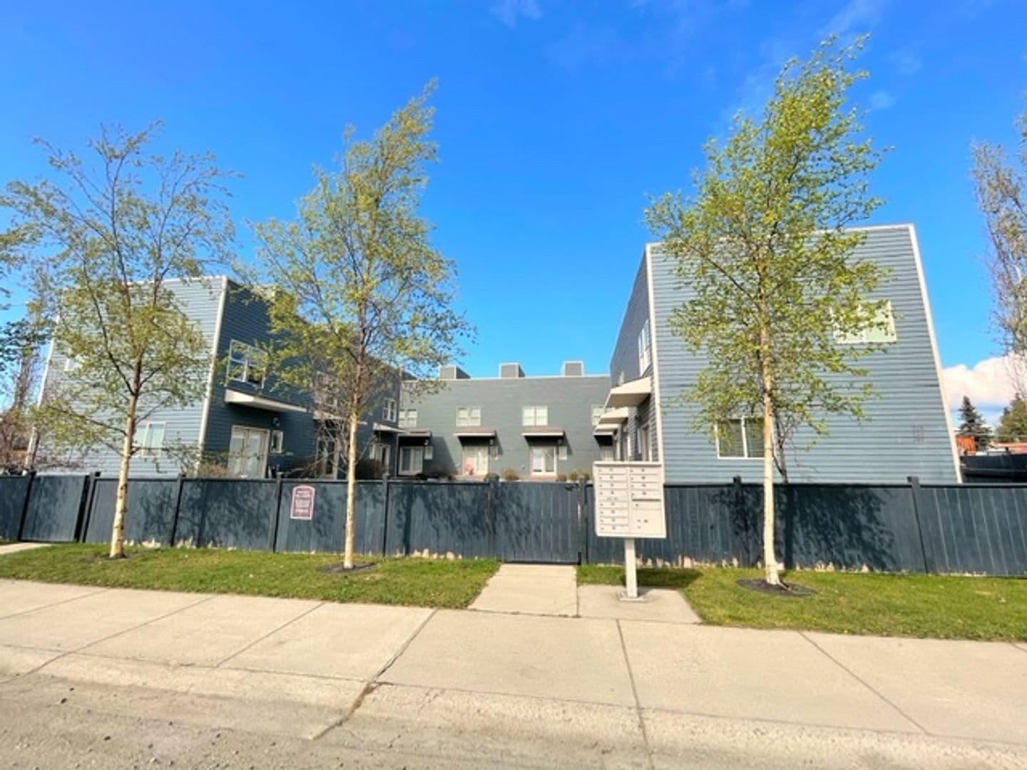 Anchorage Apartment: 221-243 W 13th Ave
