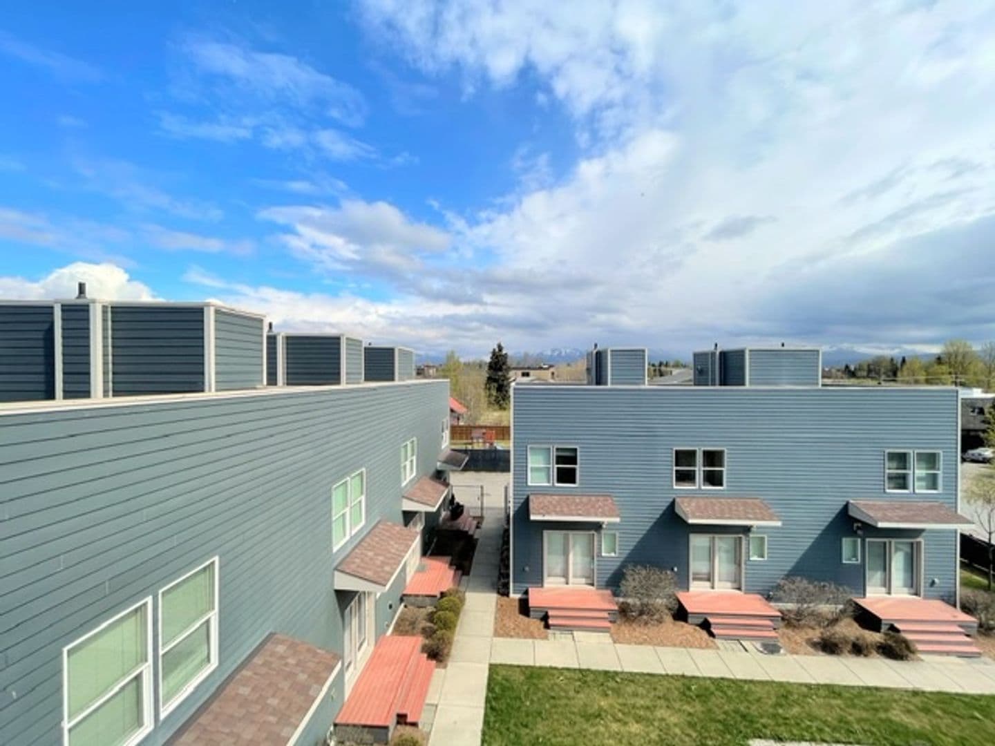 Anchorage Apartment: 221-243 W 13th Ave