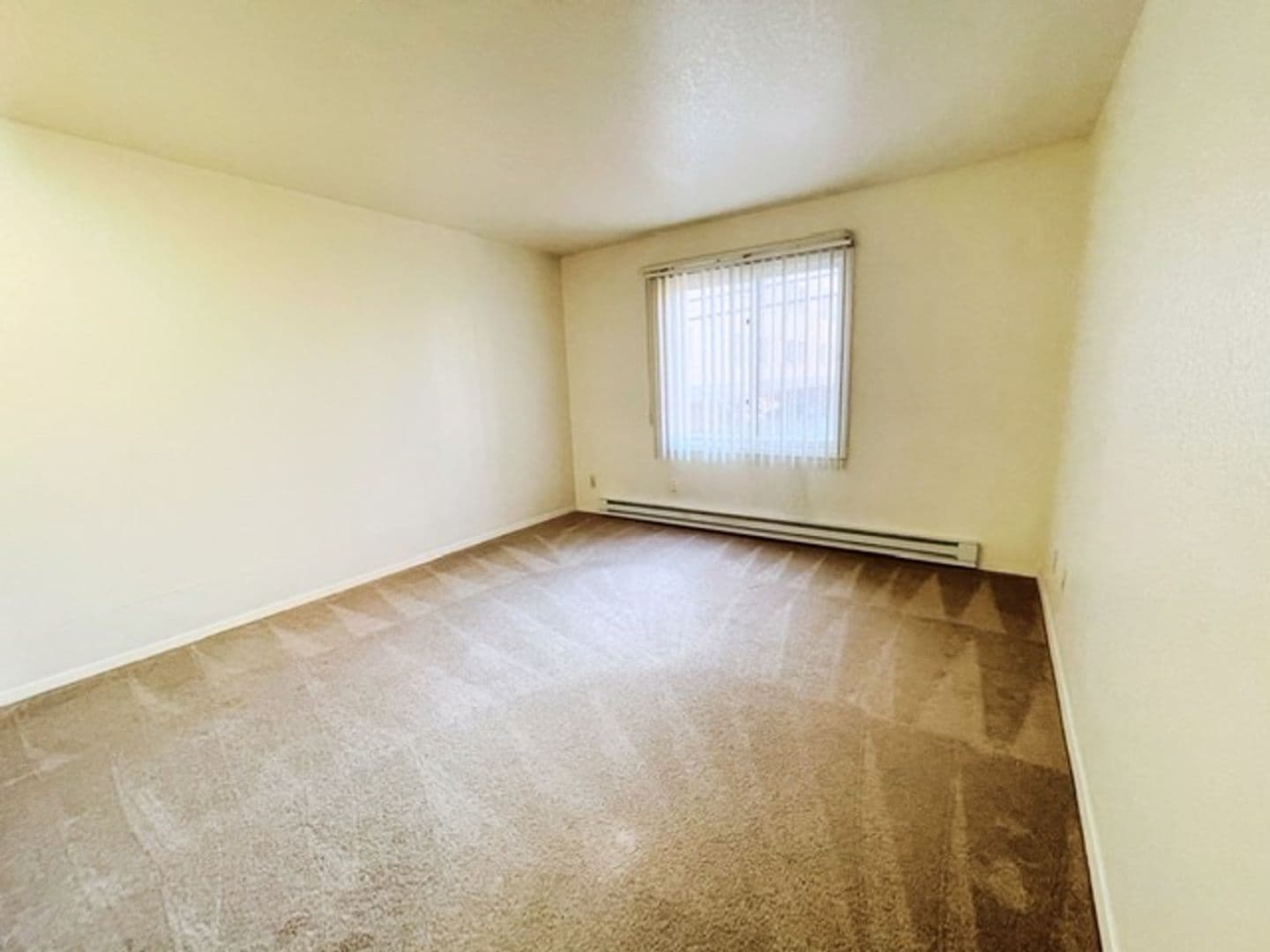 Anchorage Apartment: 926 W 26th Avenue