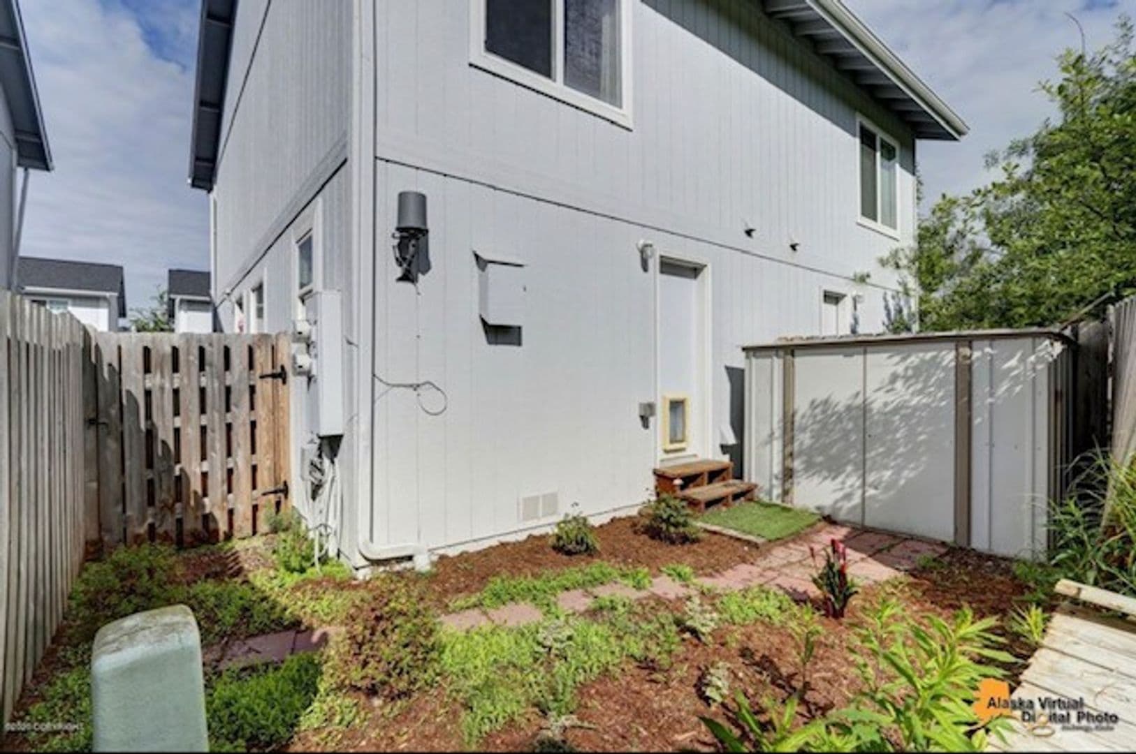 Anchorage House: 6227 E Tudor Road