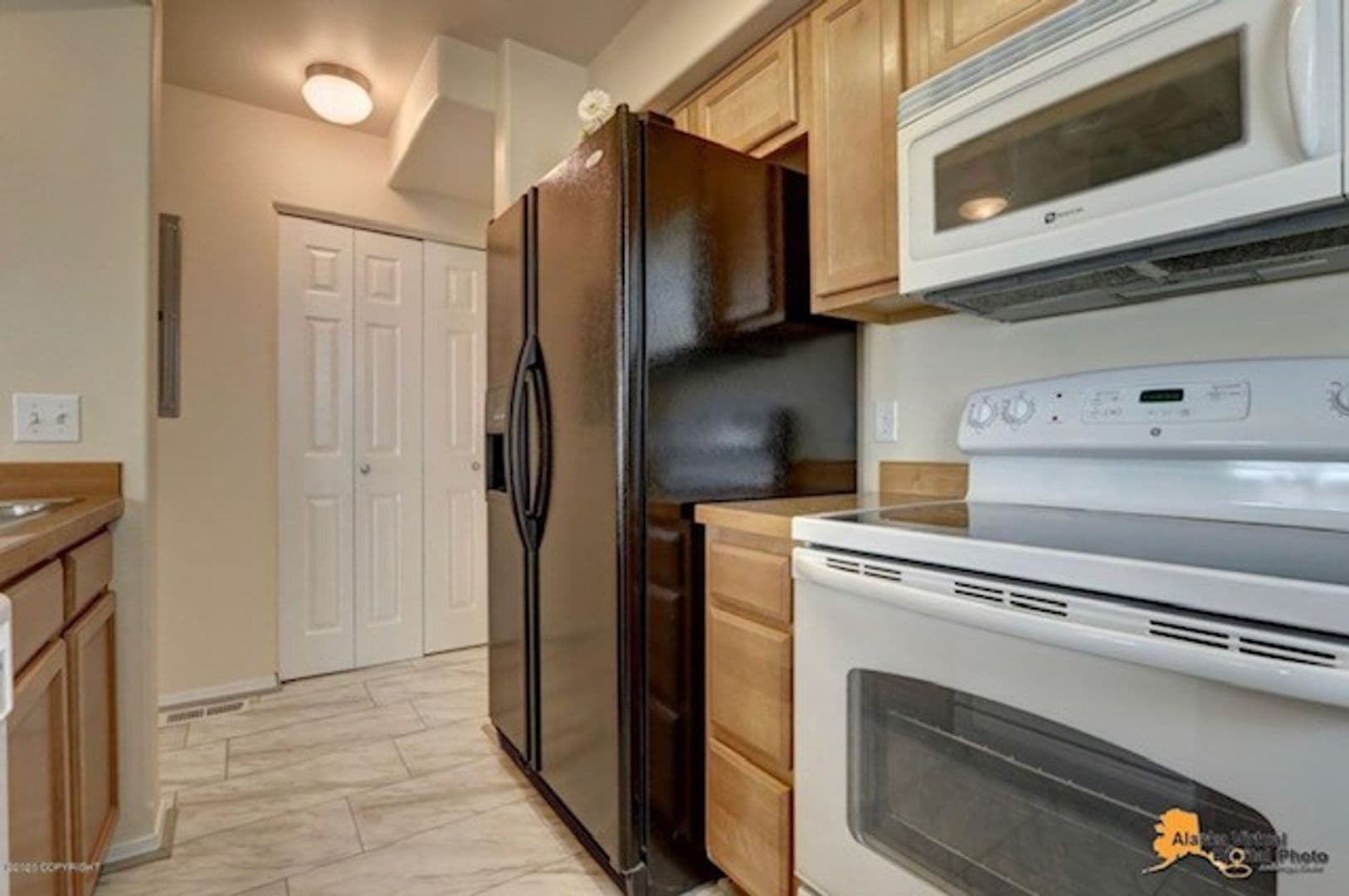 Anchorage House: 6227 E Tudor Road