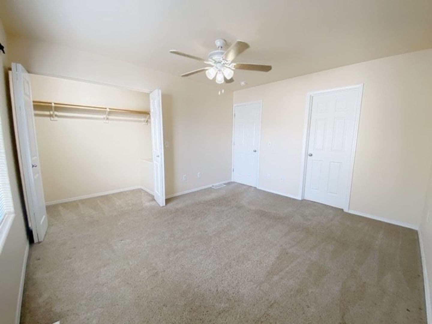 Anchorage House: 6227 E Tudor Road