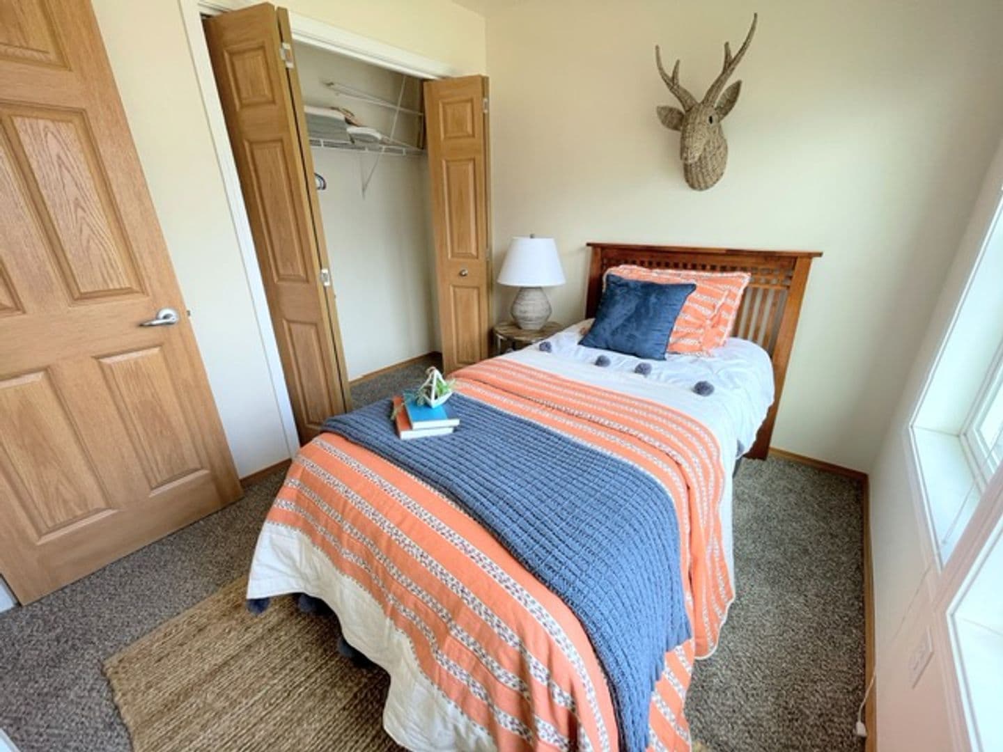 Anchorage Apartment: 221-243 W 13th Ave