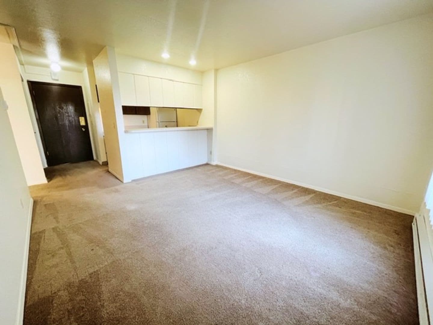 Anchorage Apartment: 926 W 26th Avenue