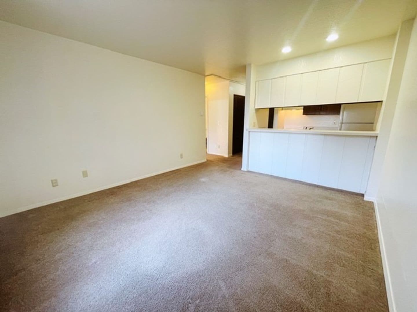 Anchorage Apartment: 926 W 26th Avenue