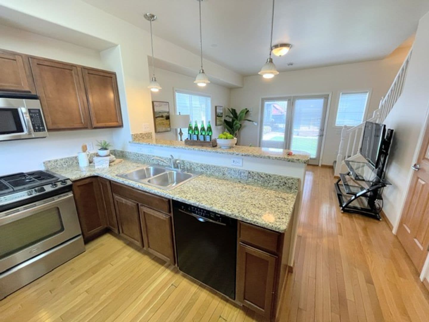 Anchorage Apartment: 221-243 W 13th Ave
