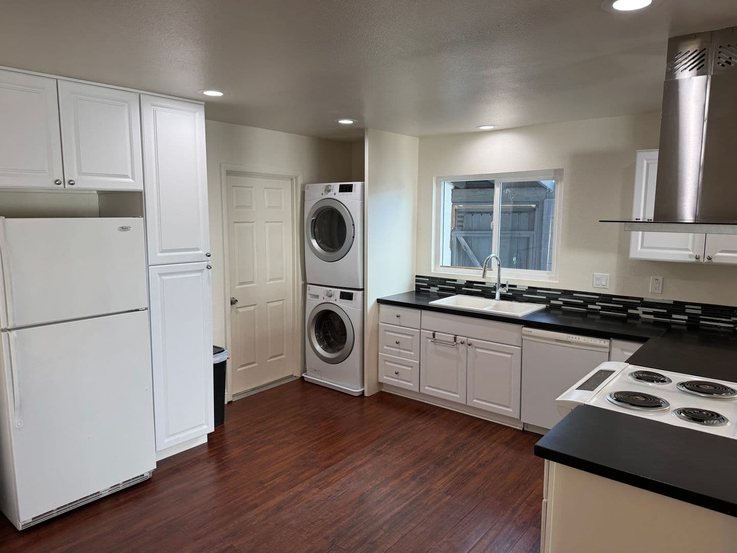 Las Vegas House: 545 Ellen Way