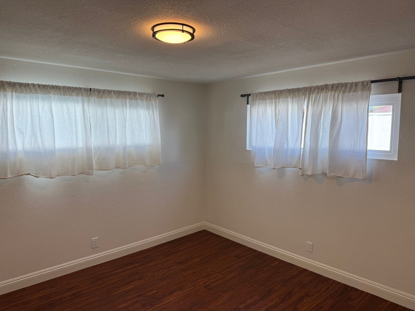 Las Vegas House: 545 Ellen Way