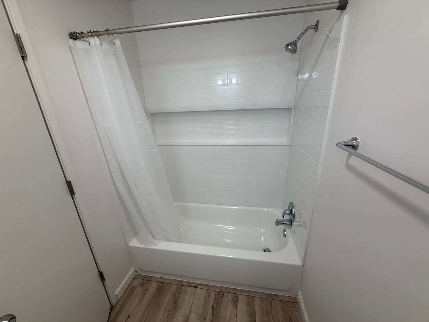 Brentwood House: 420 Chestnut St
