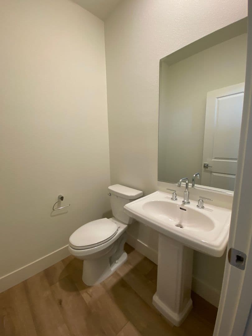 Dublin House: 6480 Rosebay Ct.