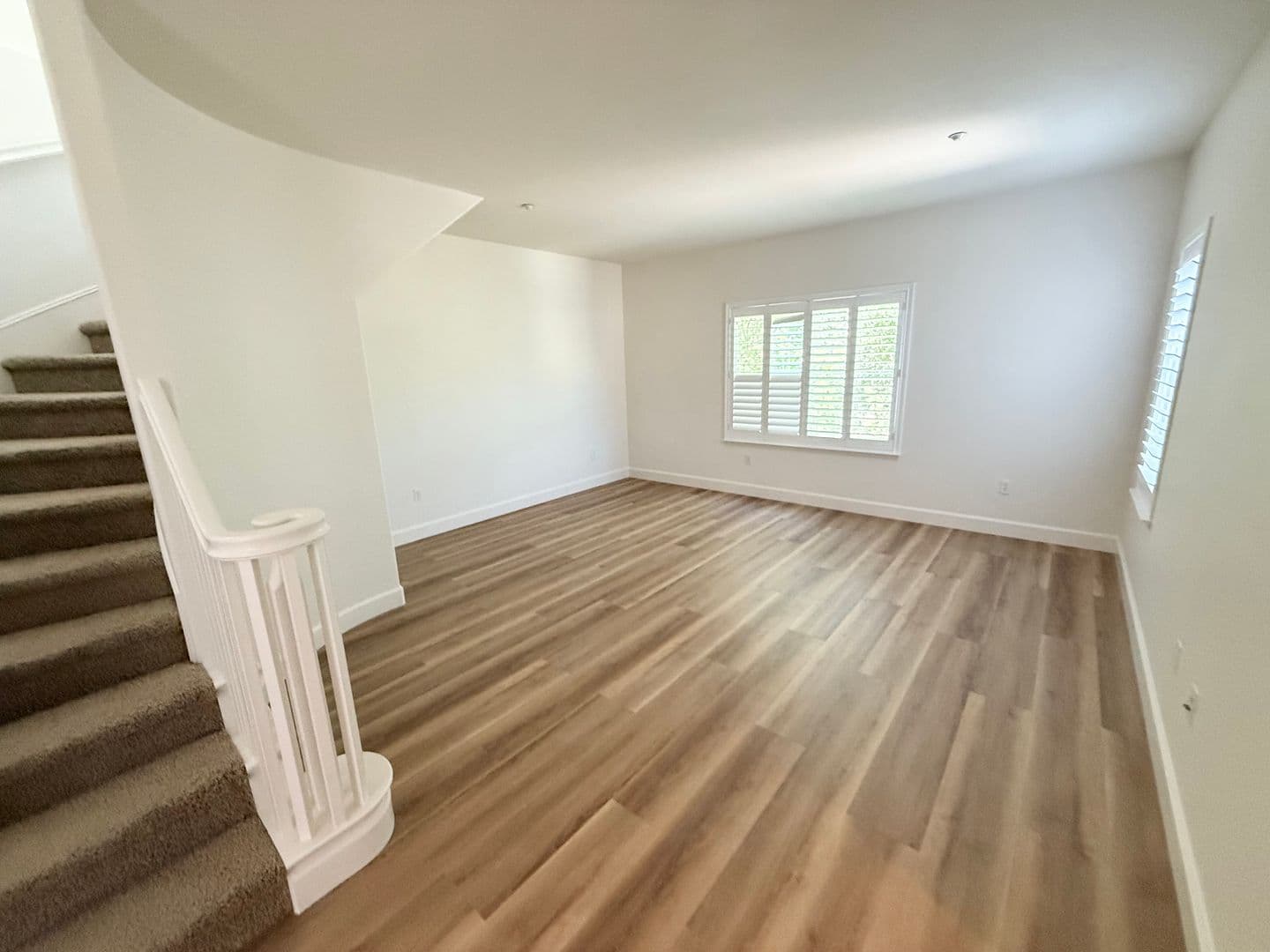 Dublin House: 2327 Capistrello St