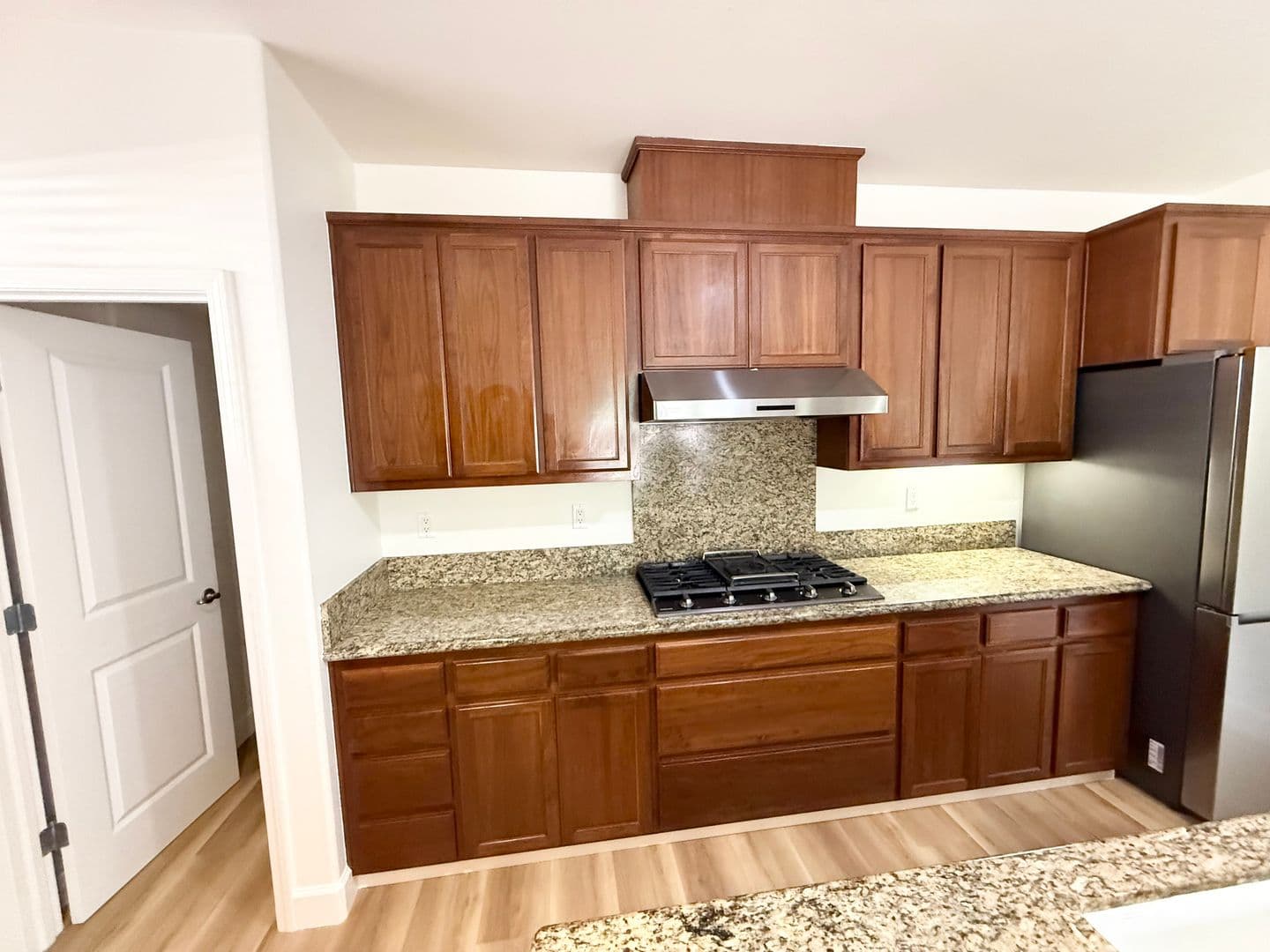 Dublin House: 2327 Capistrello St