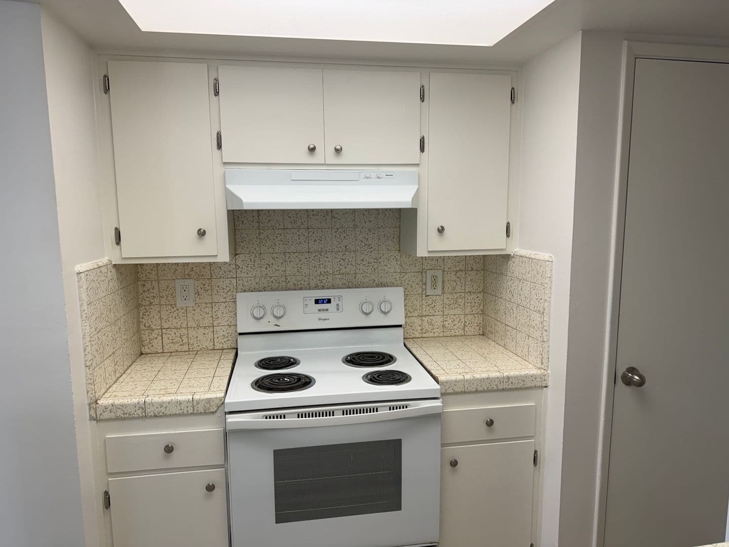 Brentwood House: 420 Chestnut St