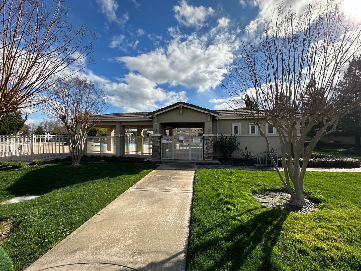 Pleasanton House: 3603 Fieldview Ct.