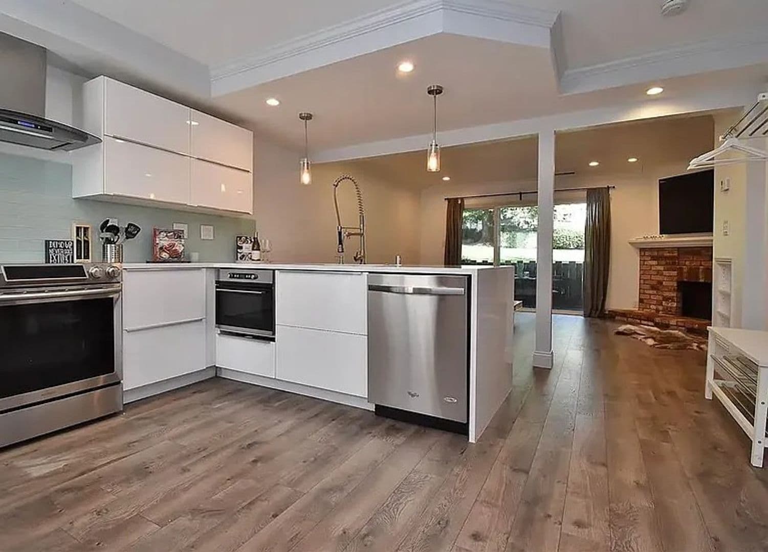 Danville House: 394 Ilo Lane, Apt 603
