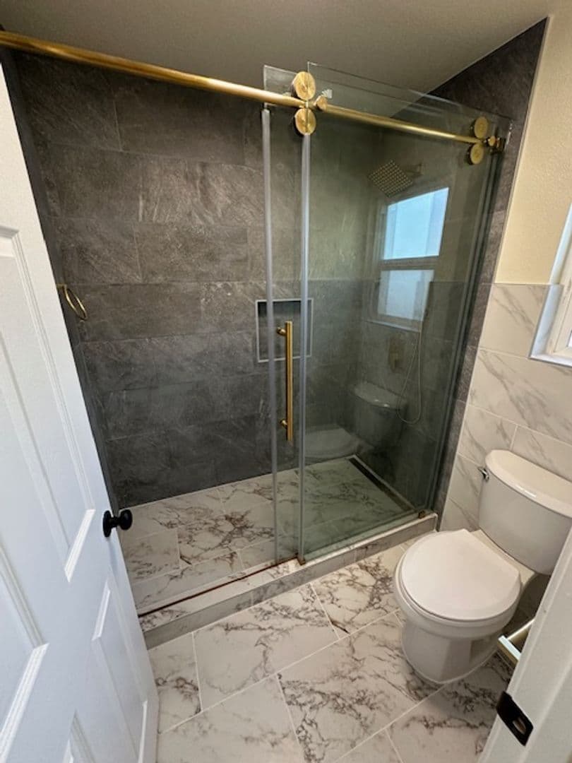 Pleasanton House: 4649 Denker Dr