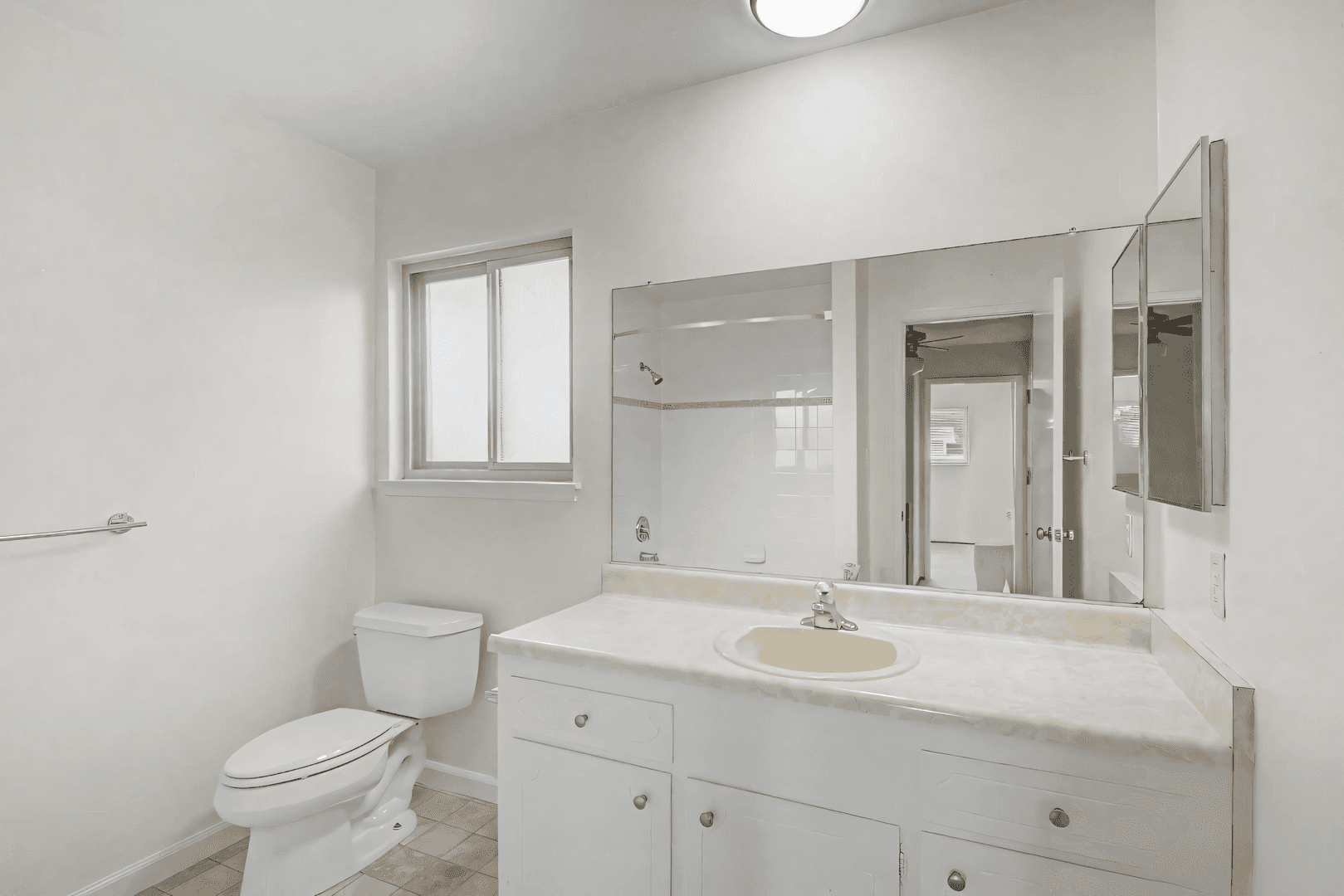 Pleasanton House: 5291 Crestline Way