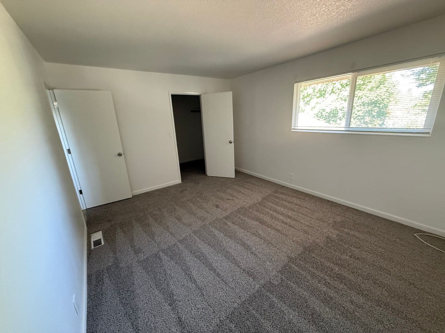 Brentwood House: 420 Chestnut St