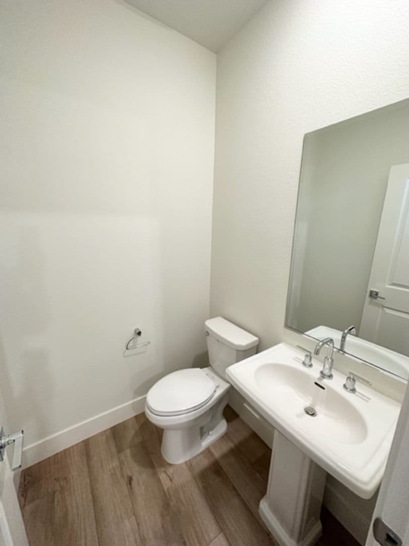 Dublin House: 6480 Rosebay Ct.