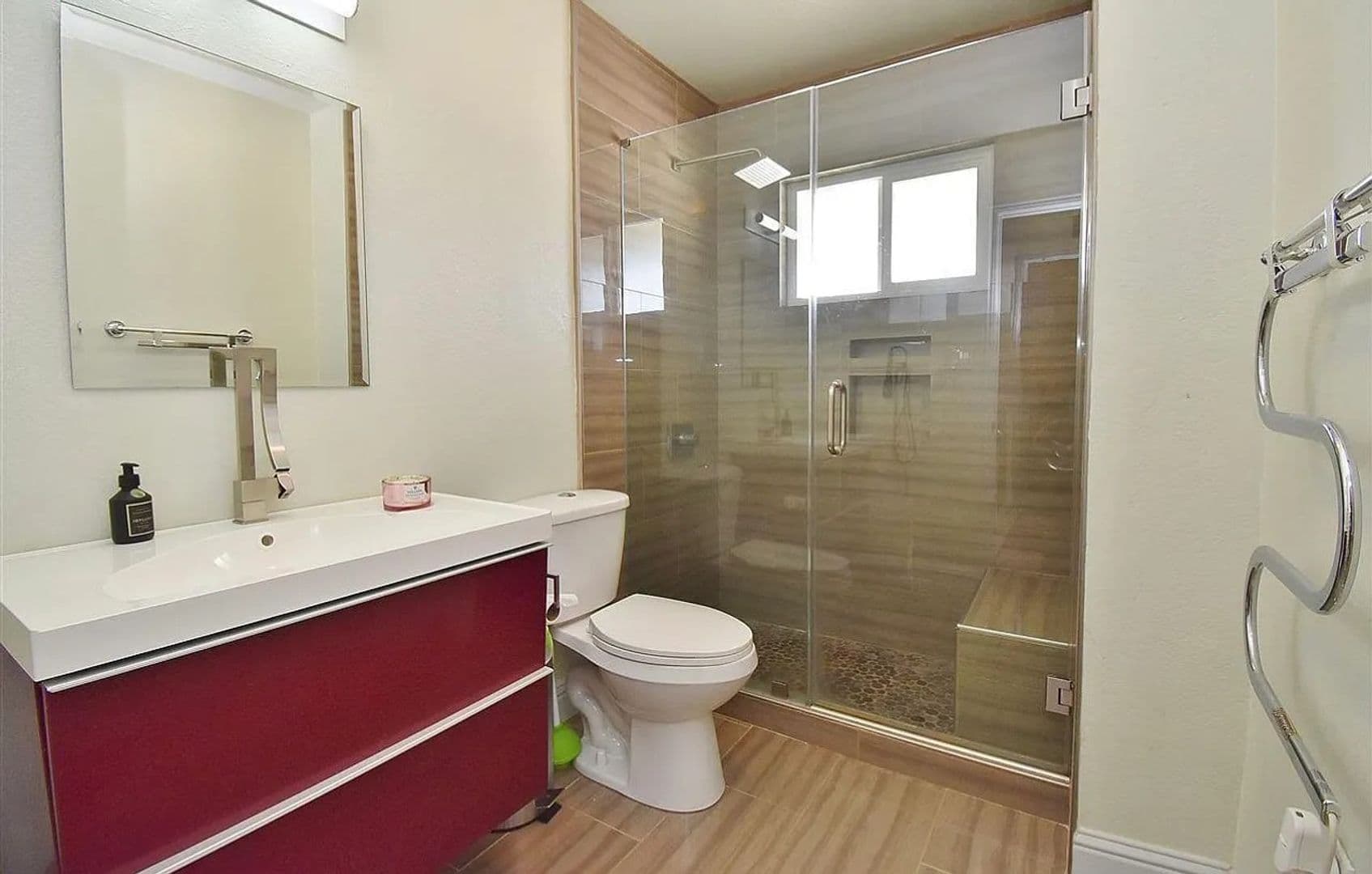 Danville House: 394 Ilo Lane, Apt 603
