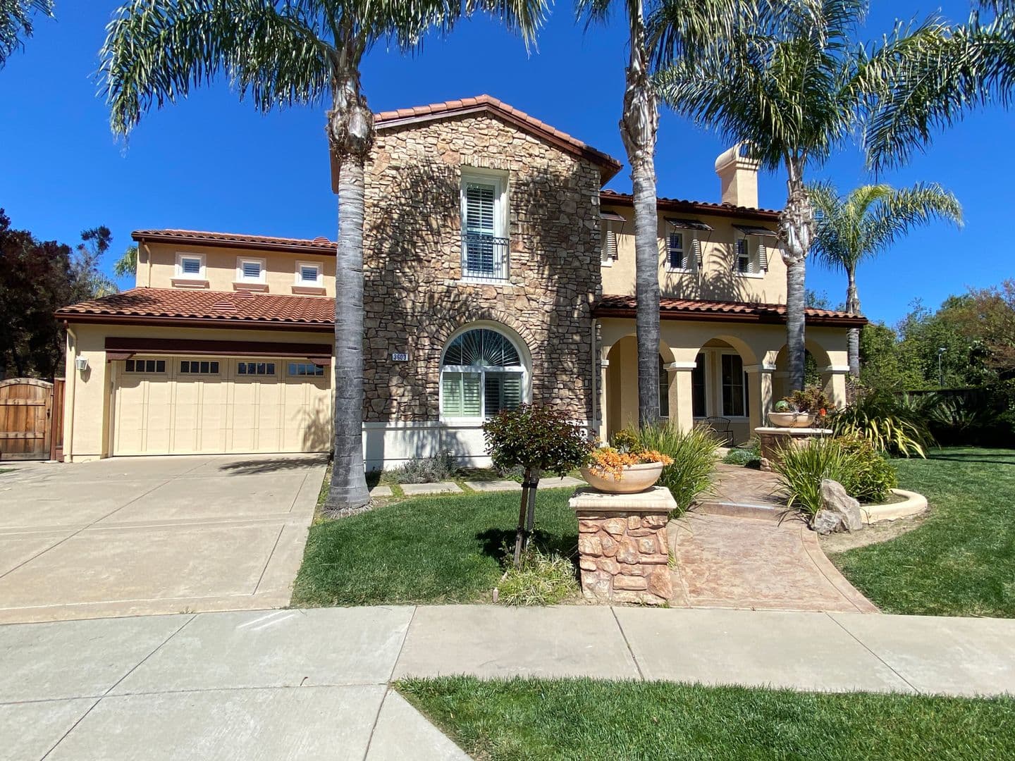 Pleasanton House: 3603 Fieldview Ct.