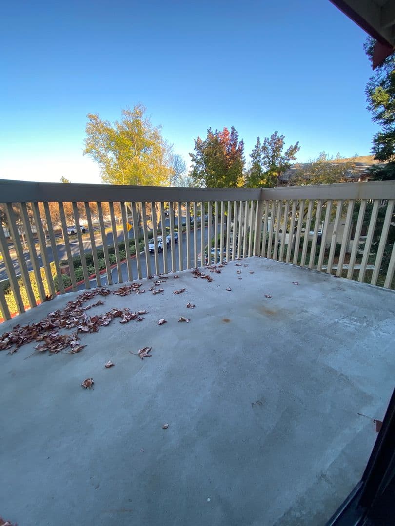Pleasanton House: 3346 Smoketree Commons Dr.